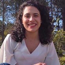 Fernanda R.